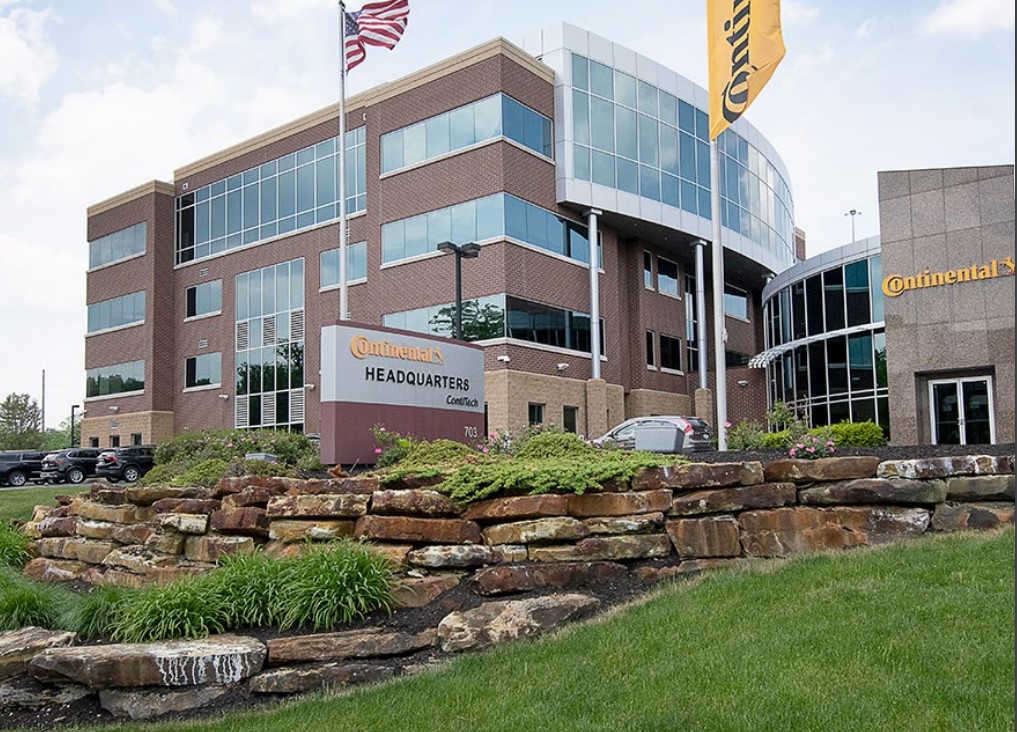 703 South Cleveland Massillon Road, Fairlawn, OH 44333 Fairlawn,OH